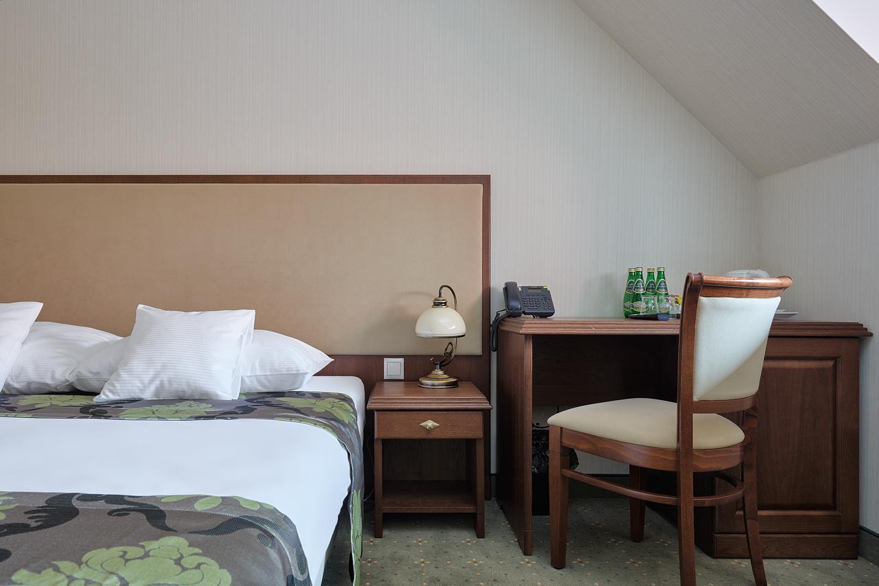 Hotel Palac Poledno Экстерьер фото