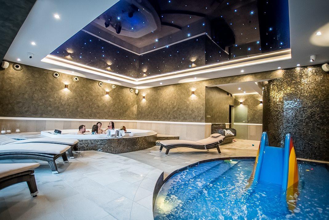 Hotel Palac Poledno Экстерьер фото